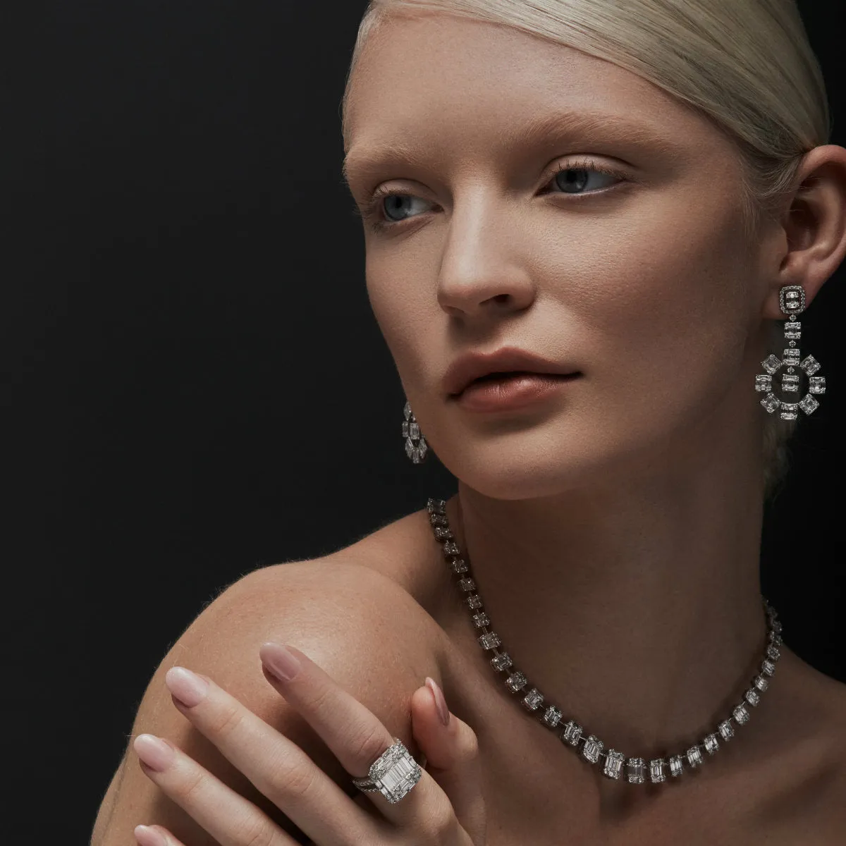 14KT White Gold Baguette Diamond Astor Necklace