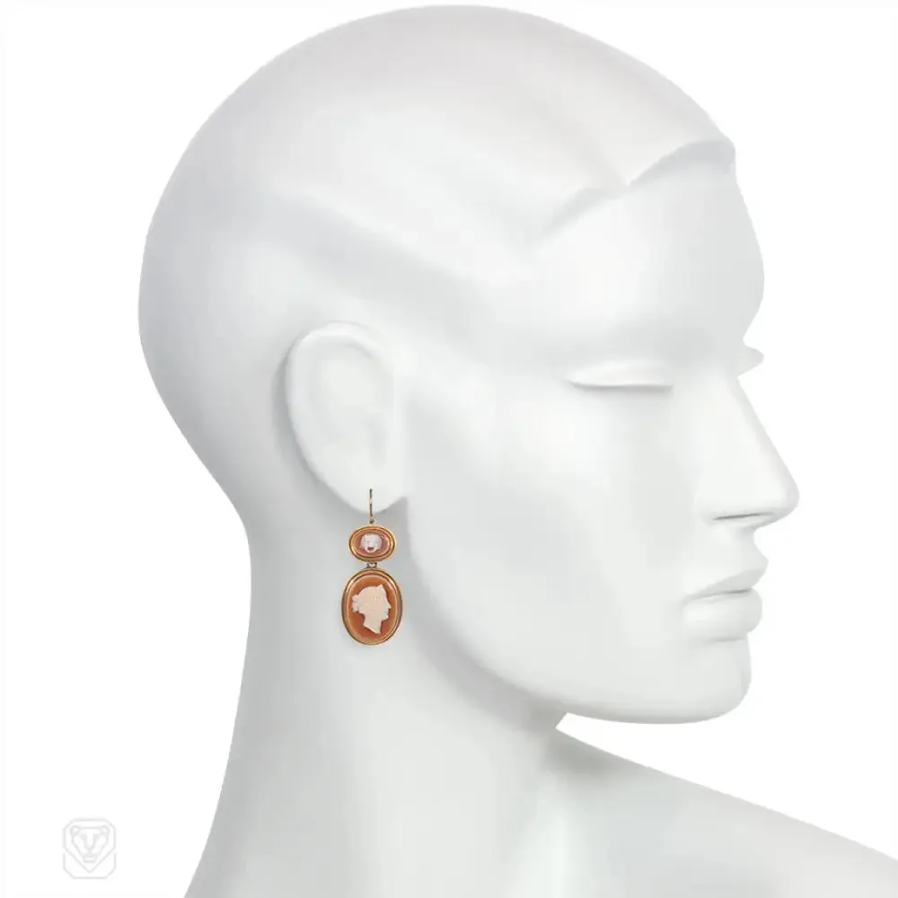 Antique carved agate and gold neoclassical demi-parure