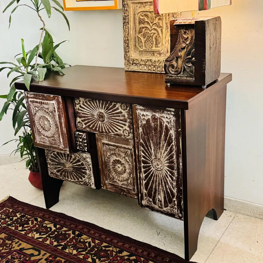 Chest of drawers : Afsana 1