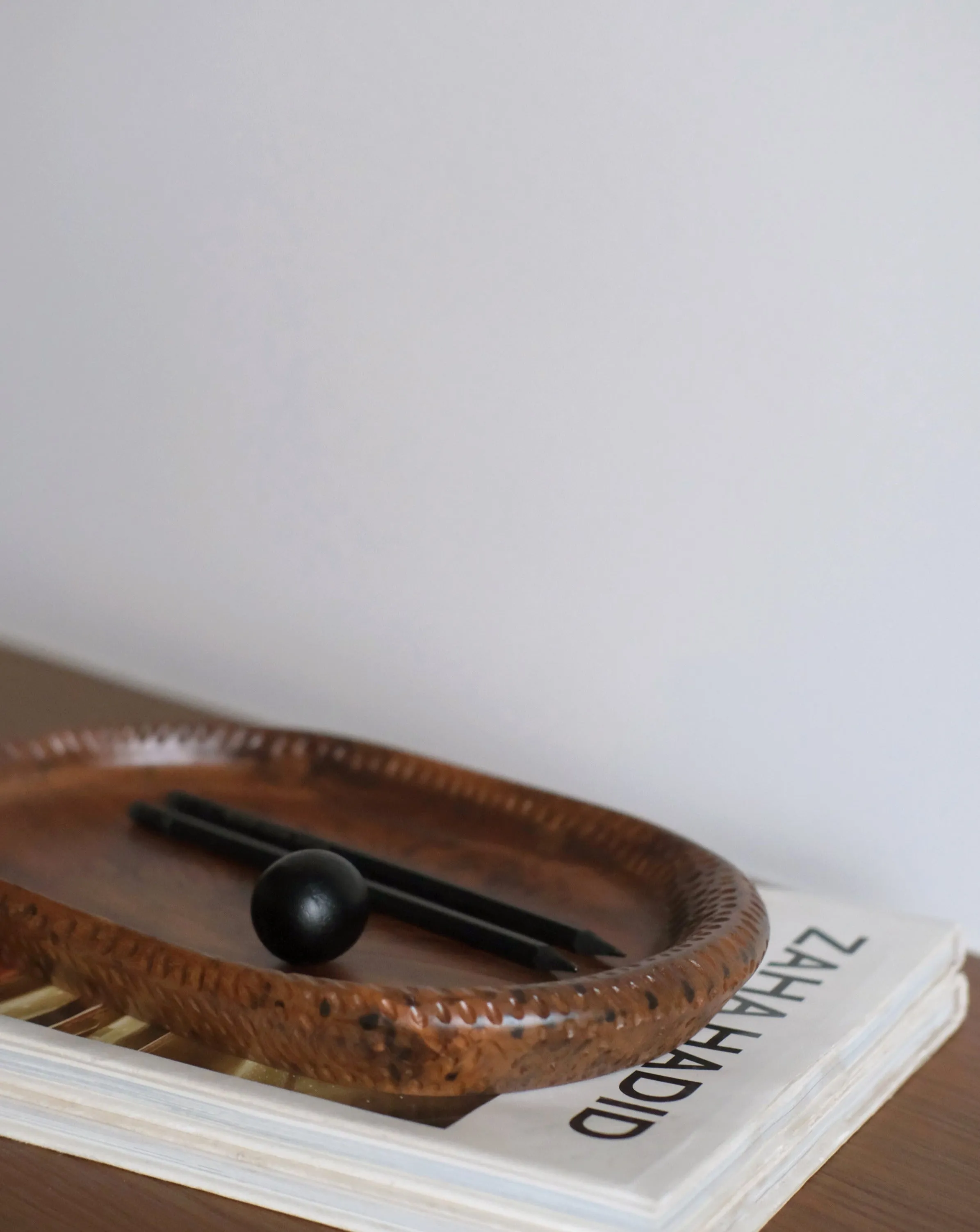 Crvd Tray