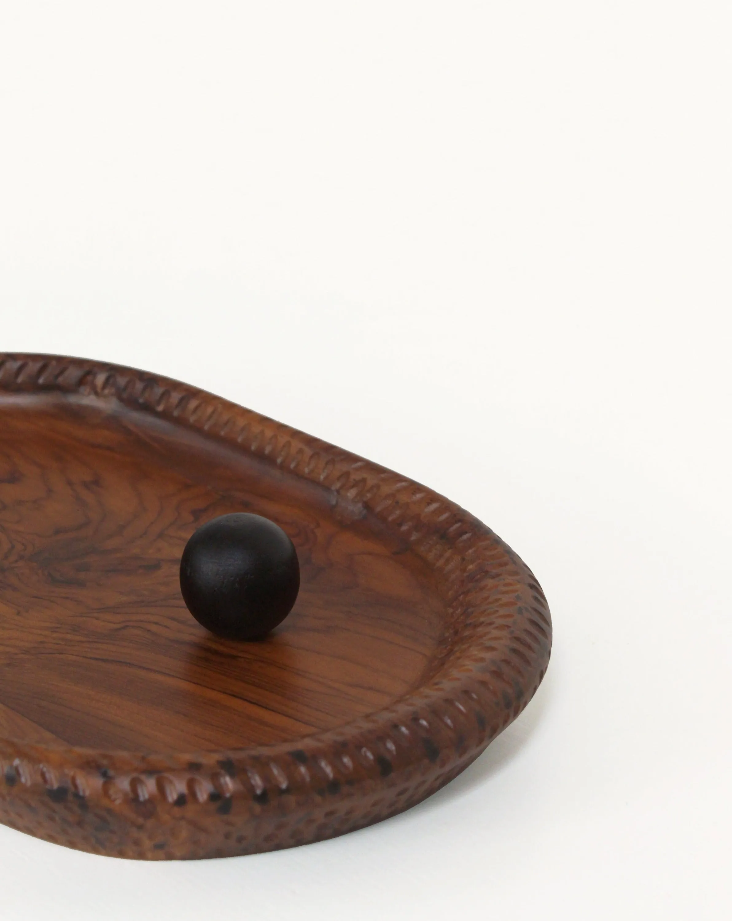 Crvd Tray