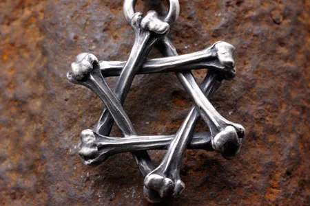 Dead star - six Pendant