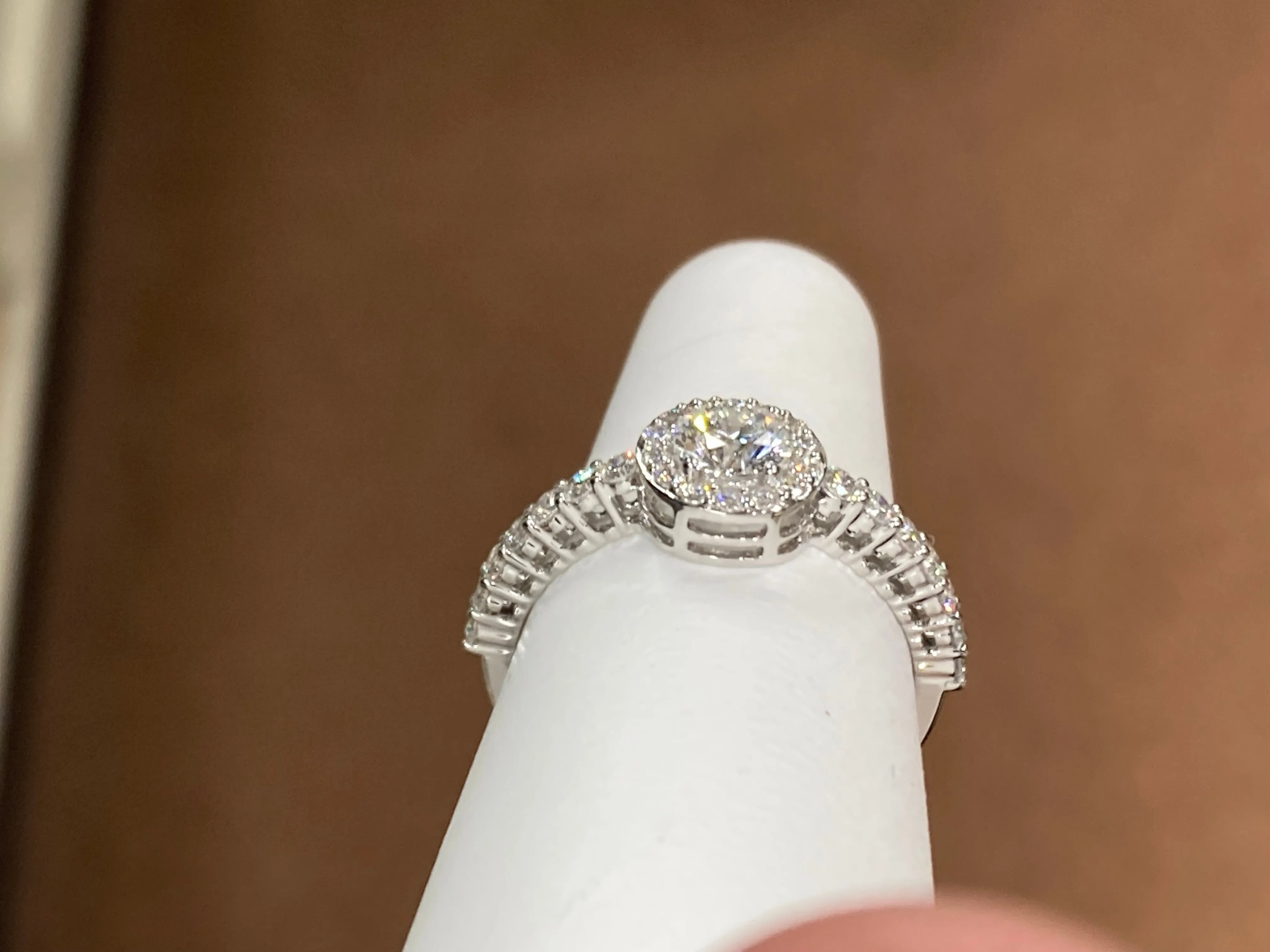 Diamond Engagement Ring White Gold