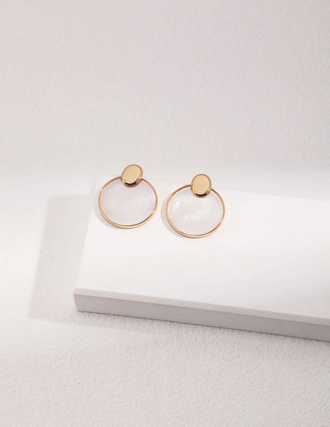 Natural Mother of Pearl Coin-Shaped Vintage Earrings
