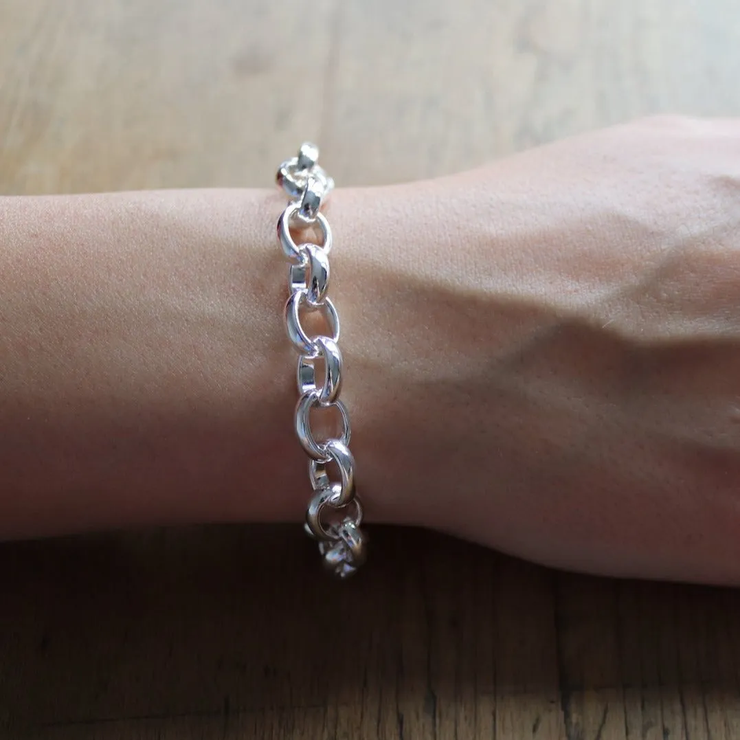 Oval Belcher Bracelet