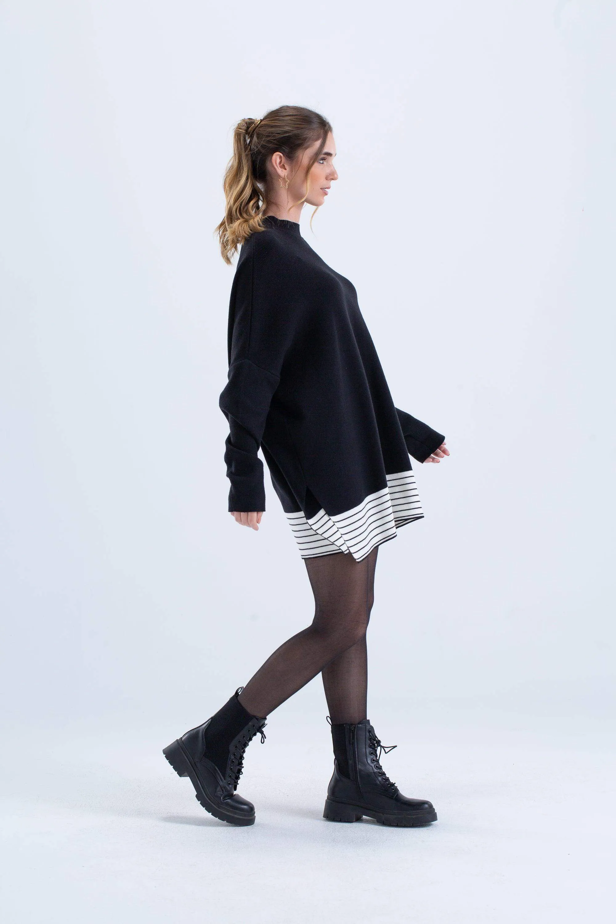 Poncho with White Striped End