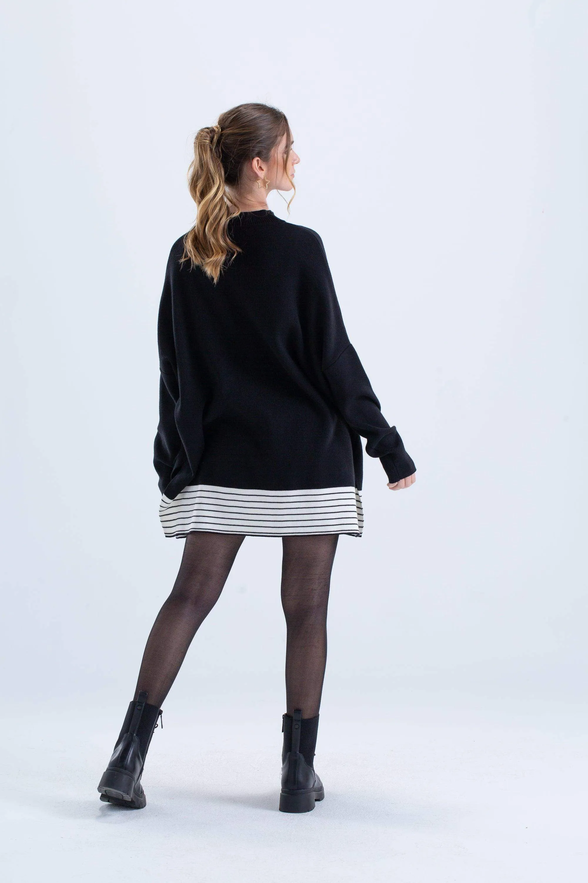 Poncho with White Striped End