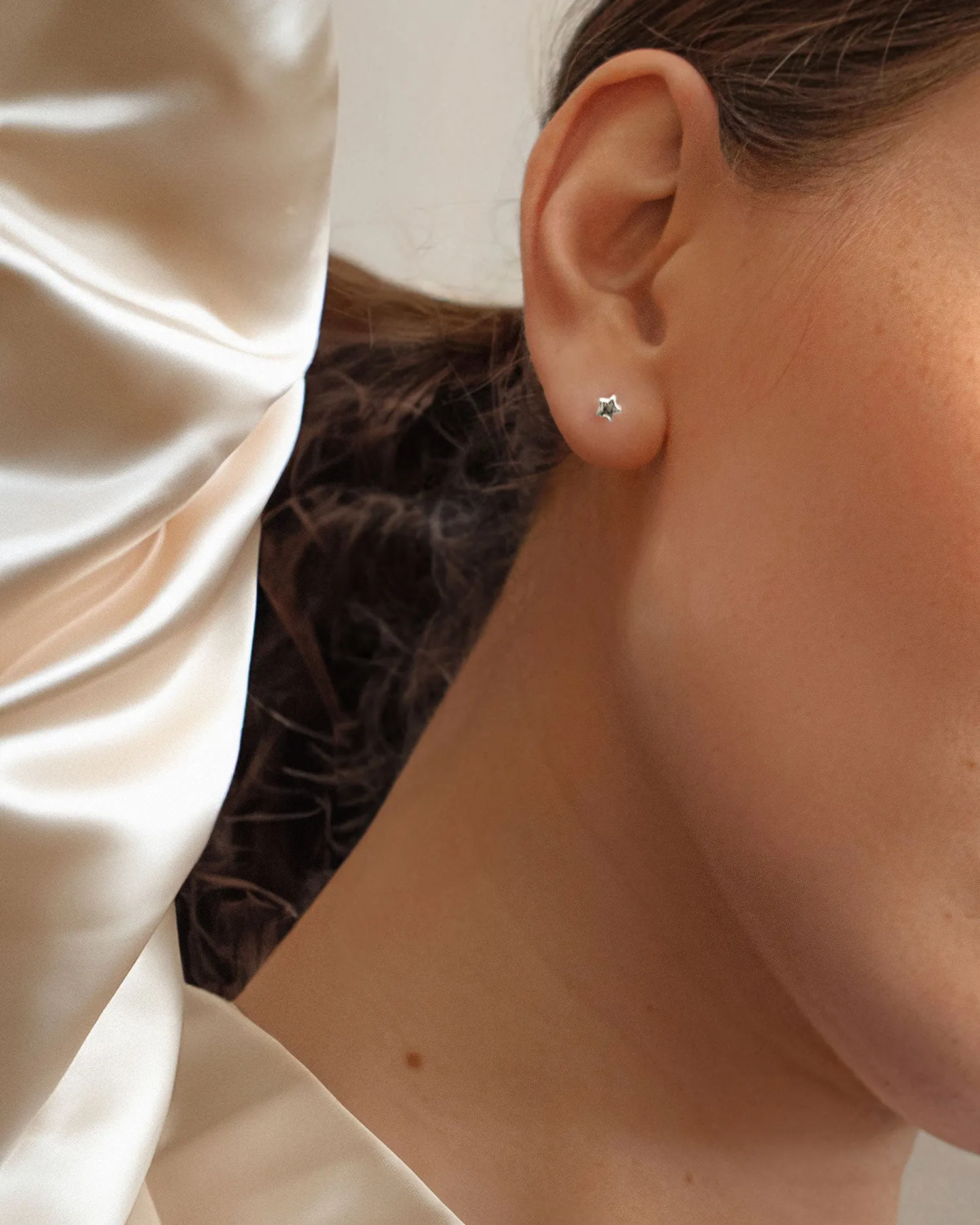 Stella Nova drop studs silver