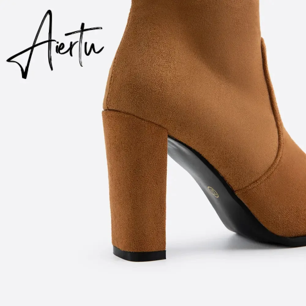 Women Chunky High Heeled Retro Side Zip Below Knees Boots